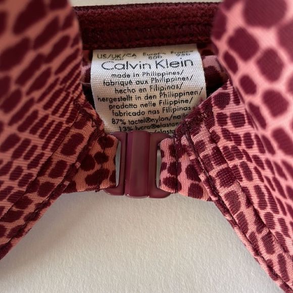 Calvin Klein 36B Front Clasp Push-Up Bra - Picture 2 of 4